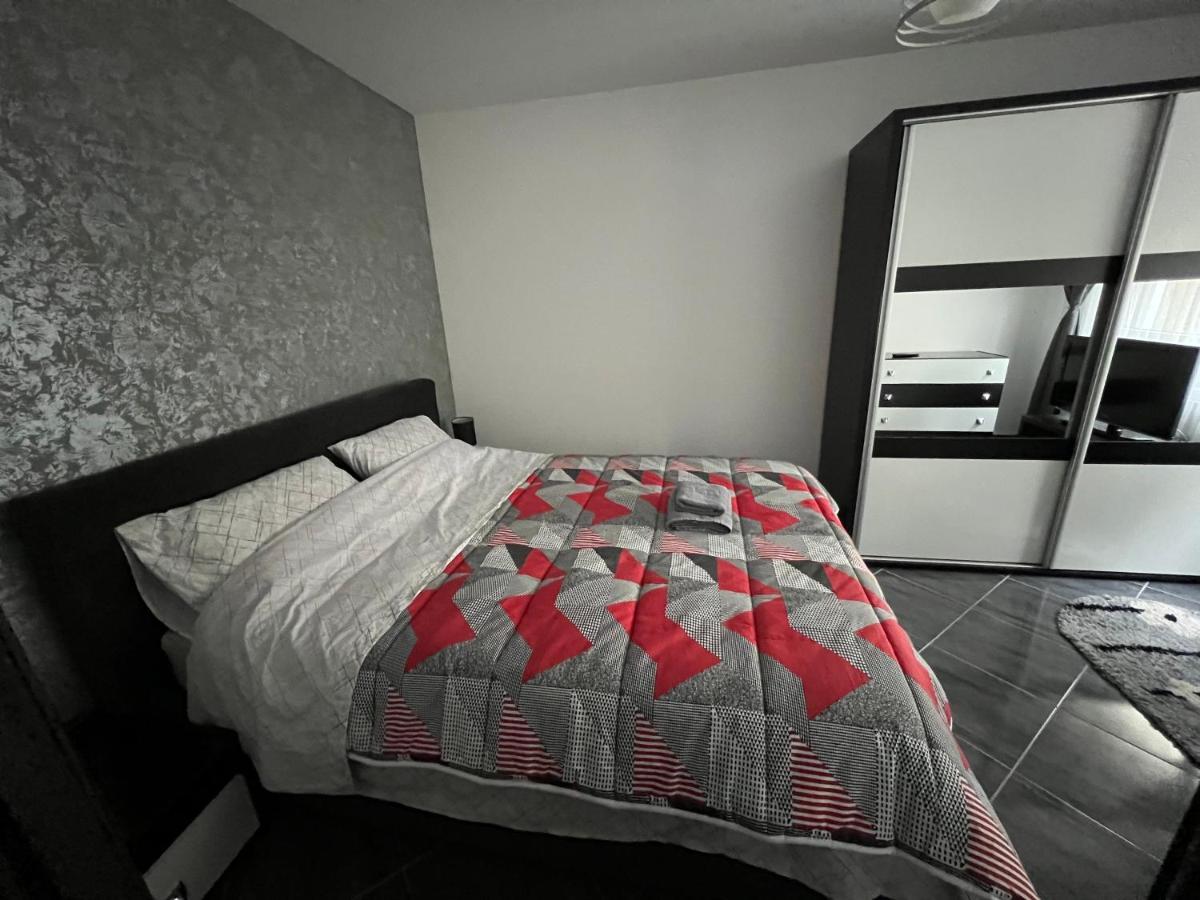 Apartament Apartament Spatios, Zona Centrala In Jassy Zewnętrze zdjęcie
